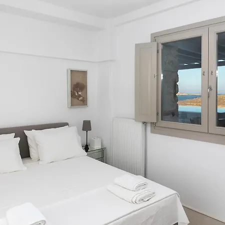 Black Diamond Luxury Cassiope Mykonos